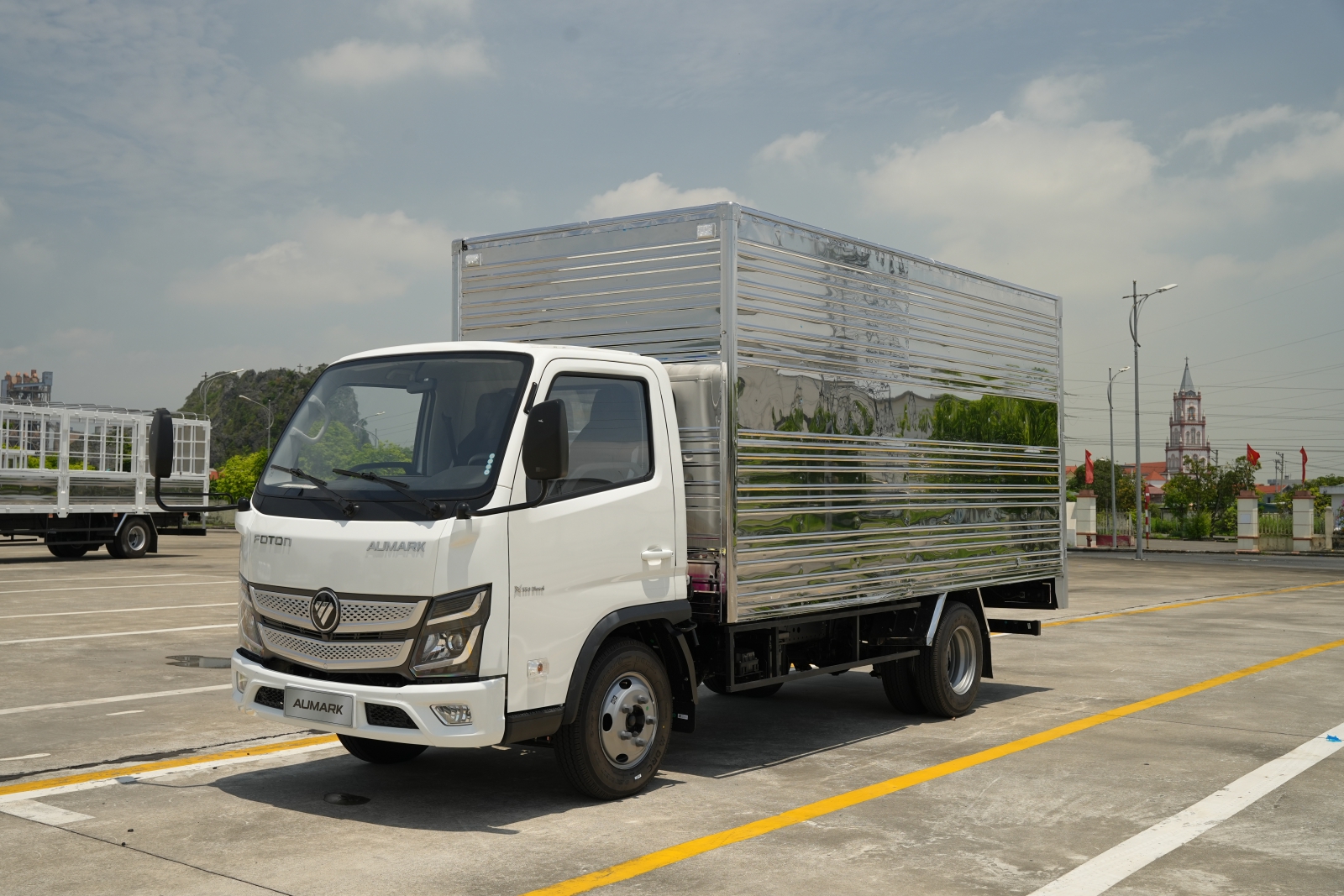 Foton Aumark X25L Thùng Kín